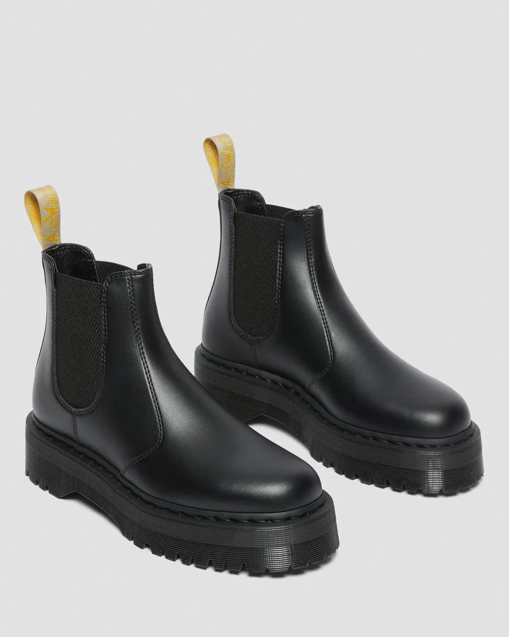 2976 Vegan Felix Platform Chelsea Boot