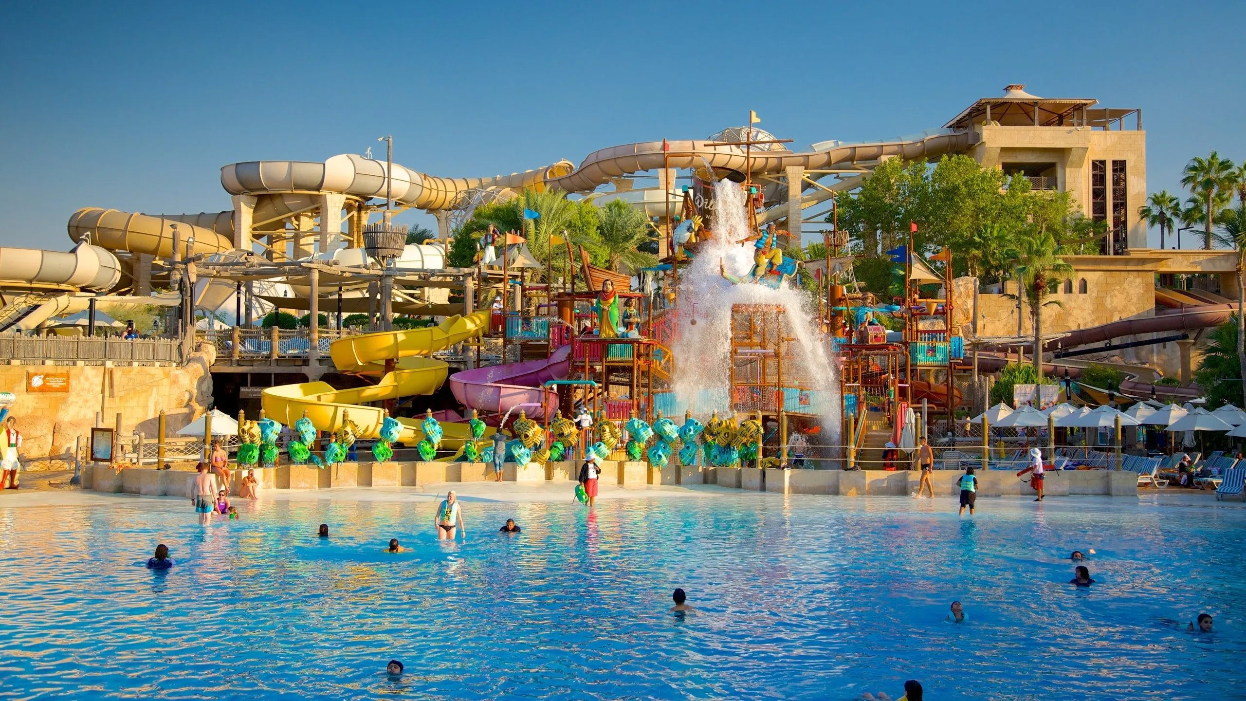 Combo: IMG Worlds of Adventure   Wild Wadi Waterpark