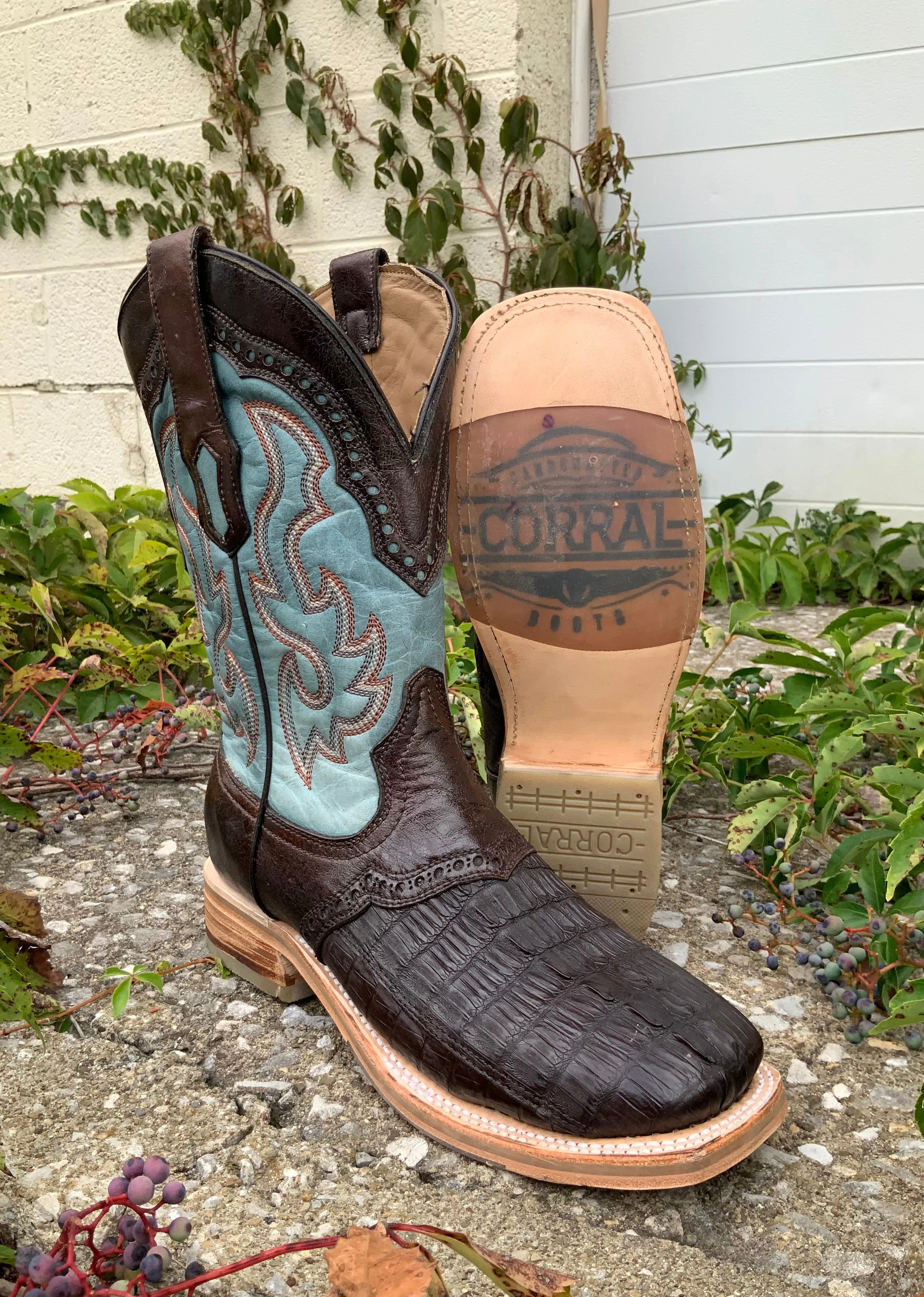 Corral Men's Brown Caiman Overlay Wide Square Toe Cowboy Boots A4286