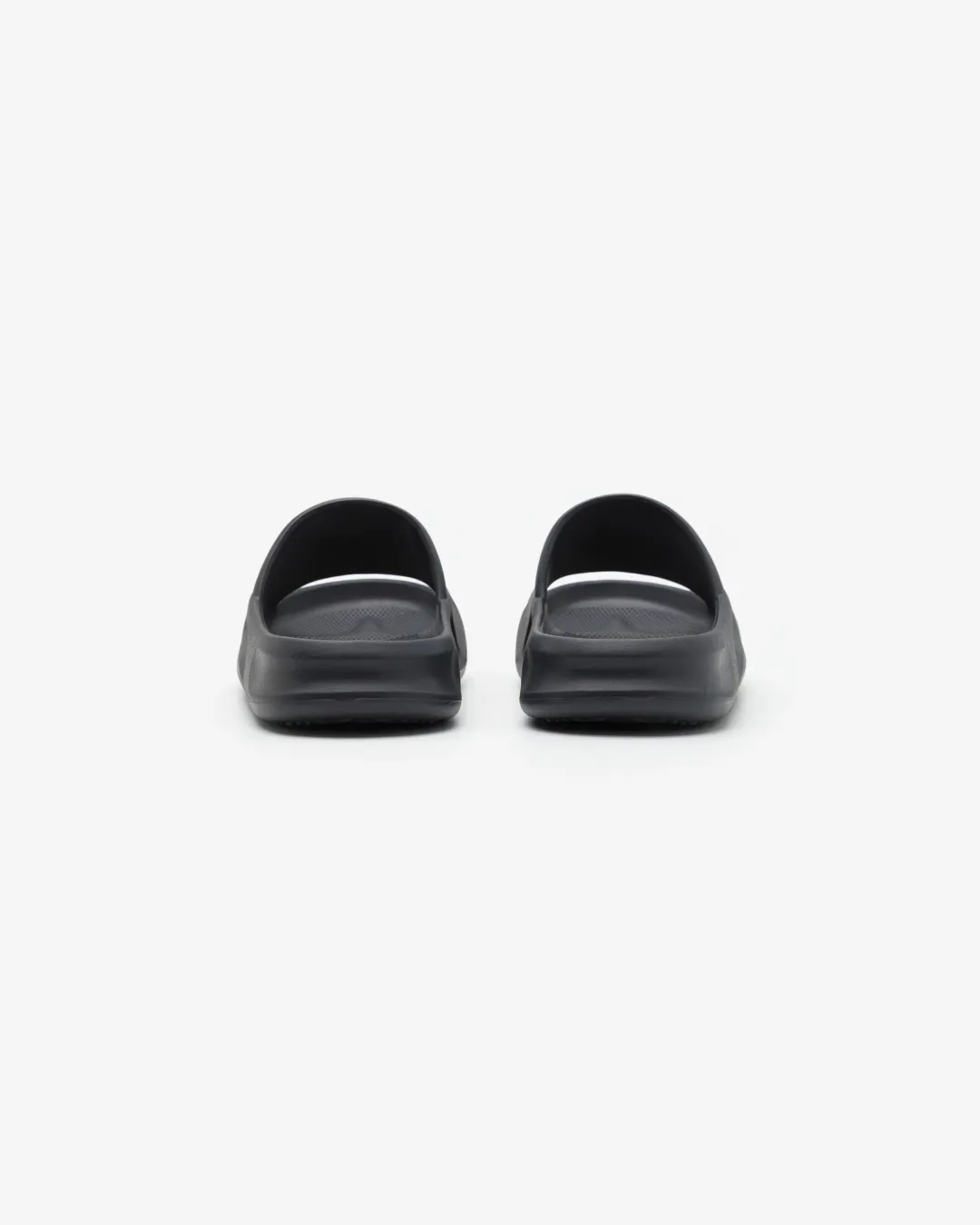 Jack & Jones Slider in Black