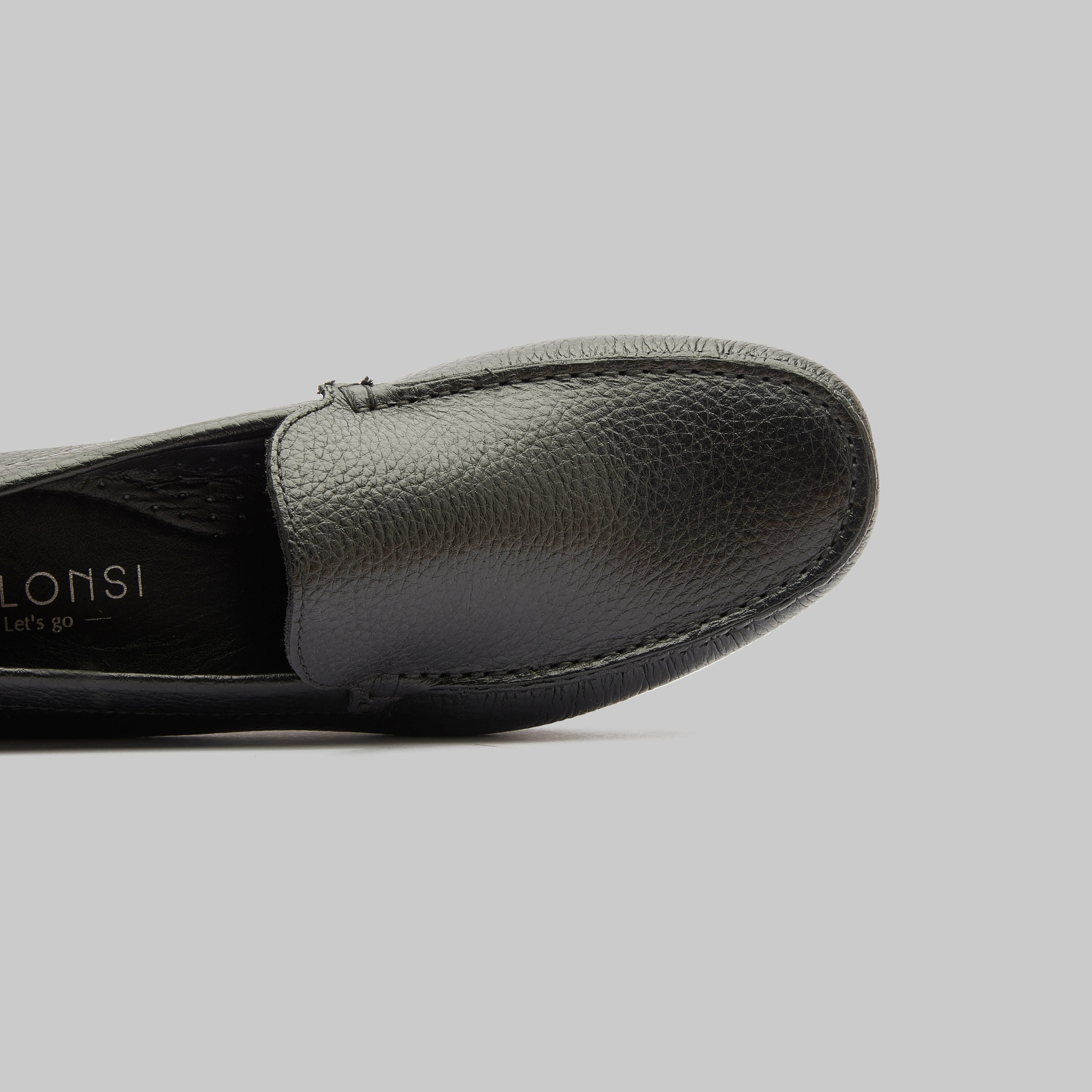 Limber Classic Venetian Driving Loafers