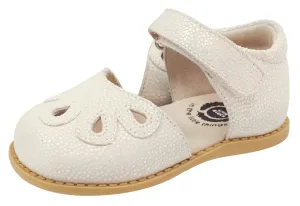 Livie & Luca Girl's Petal Leather Mary Jane, White Opal