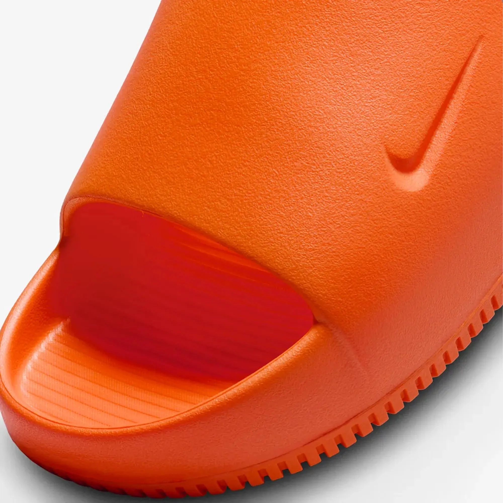 Nike | CALM  { BRIGHT MANDARIN/BRIGHT MANDARIN