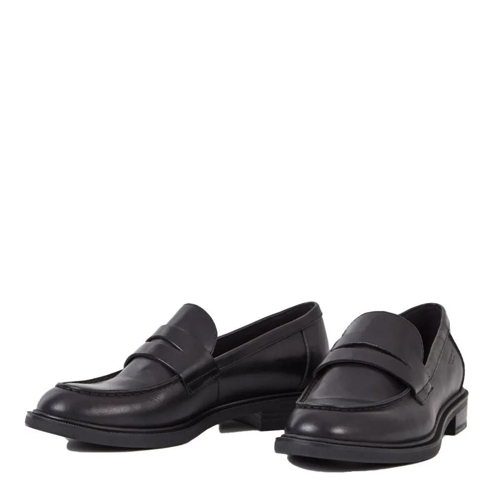 Vagabond Women's Amina Loafer in Black Leather